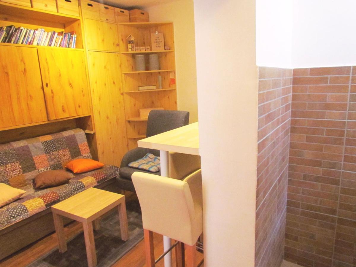 Center Studio Apartment Pula Exterior foto