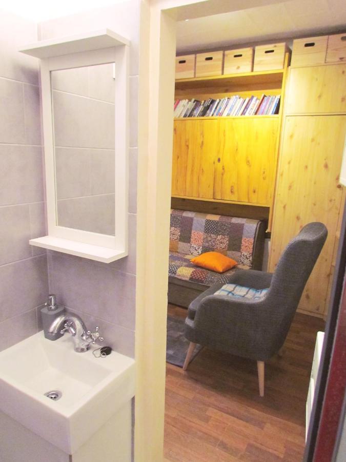 Center Studio Apartment Pula Exterior foto
